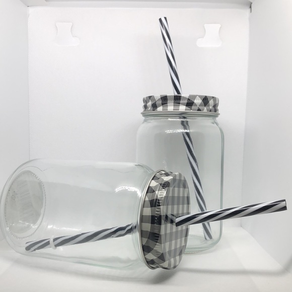 🖤🤍 Buffalo Plaid Mason Glass Jar with Metal Lid & Hard Plastic Straw 🤍🖤 NWT - Picture 3 of 4